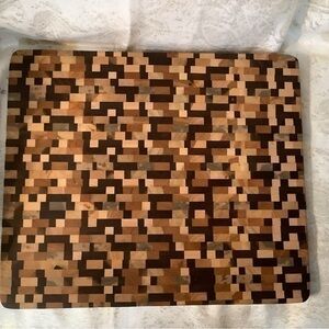 End grain Charcuterie/cutting Board Artist Signed. Large